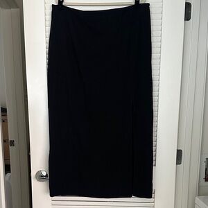 Forever 21 Classic Black Pencil Skirt